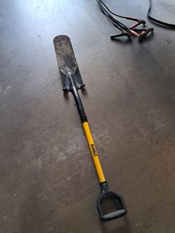 Drain spade