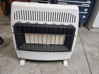 Dyna-Glo 30,000 BTU Propane/Natural Gas Heater + Tank