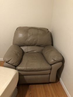 Couch And Recliner 