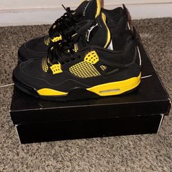 Jordan 4’s
