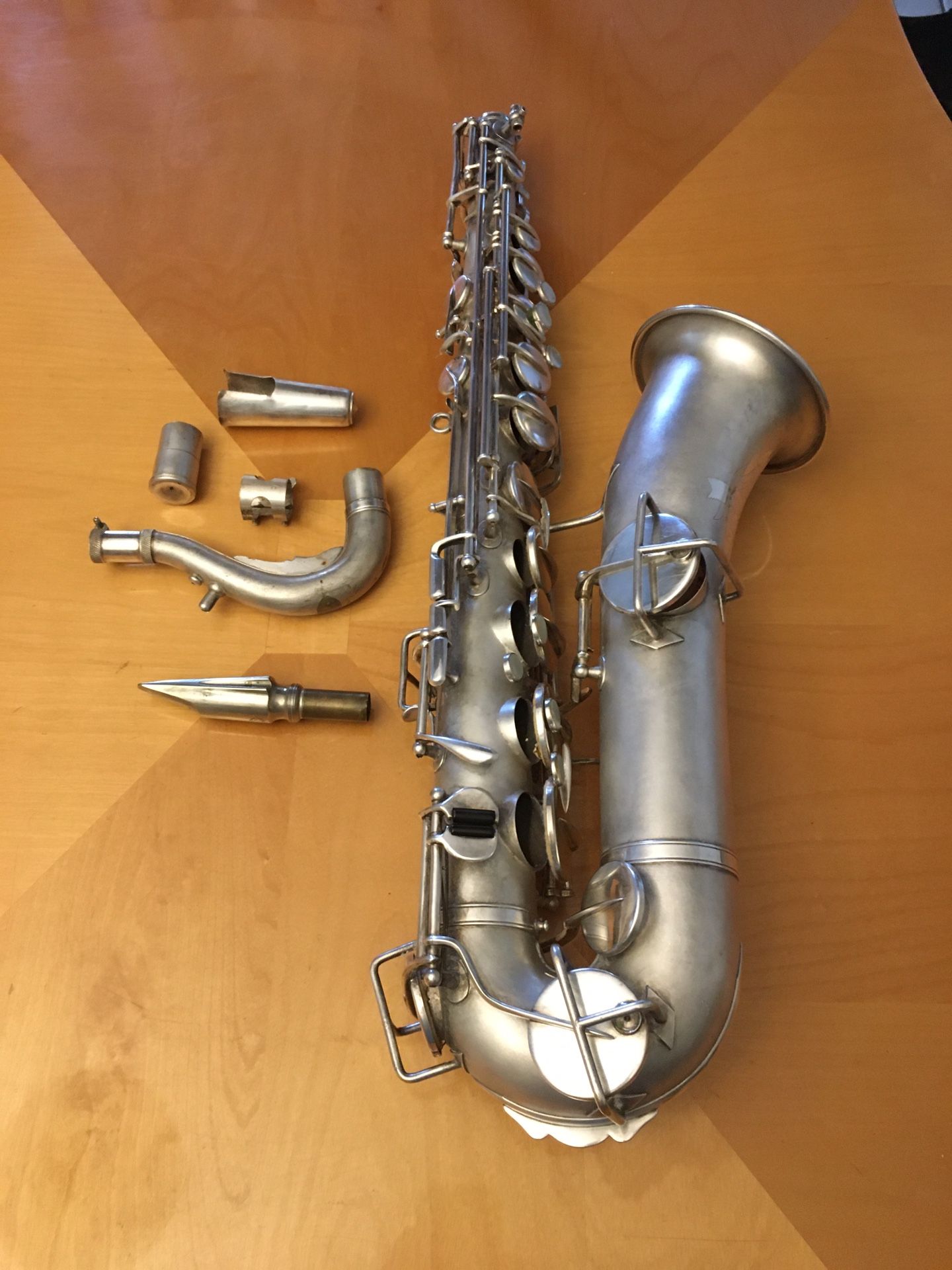 1920s Buescher Elkhart Low Pitch True Tone Saxophone Silver (TRADE???) (#49204) With Original Case Excellent Condition. I might consider shipping With