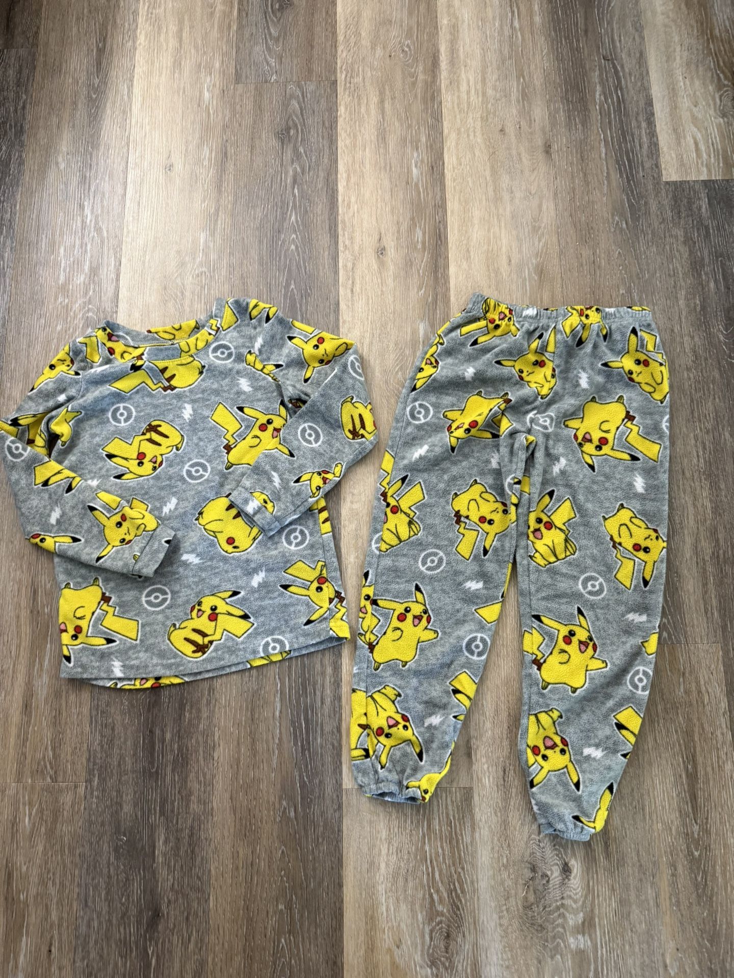 Small (6/6x) - Kid’s Pokémon Pajamas