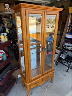 Display cabinet