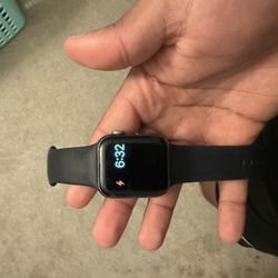Apple Watch Series 4