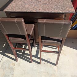 Bar Table With 2 Chairs 