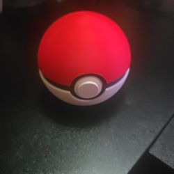Pokeball Switch Game Storage