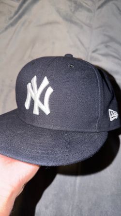 Black Mens Yankees Hat 7 3/8