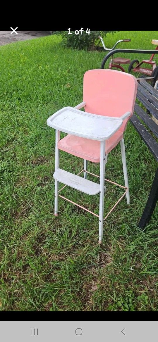 Vintage Metal Highchair for Dolls