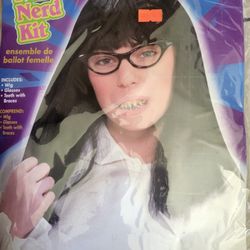 Female Nerd Kit New