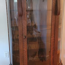 Gorgeous, Mahogany,  Antique Detailed Curio Cabinet 
