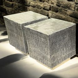 CHIC PAIR OF HAMMERED BRUTALIST METAL CUBE TABLES