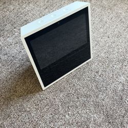 Amazon Echo Show Smart Assistant - White