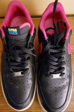 Vintage Mens Nike 12M low top leather EUC