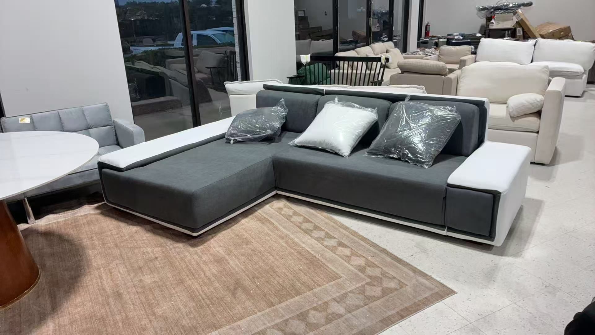 Sectional Sofas Chaise $850