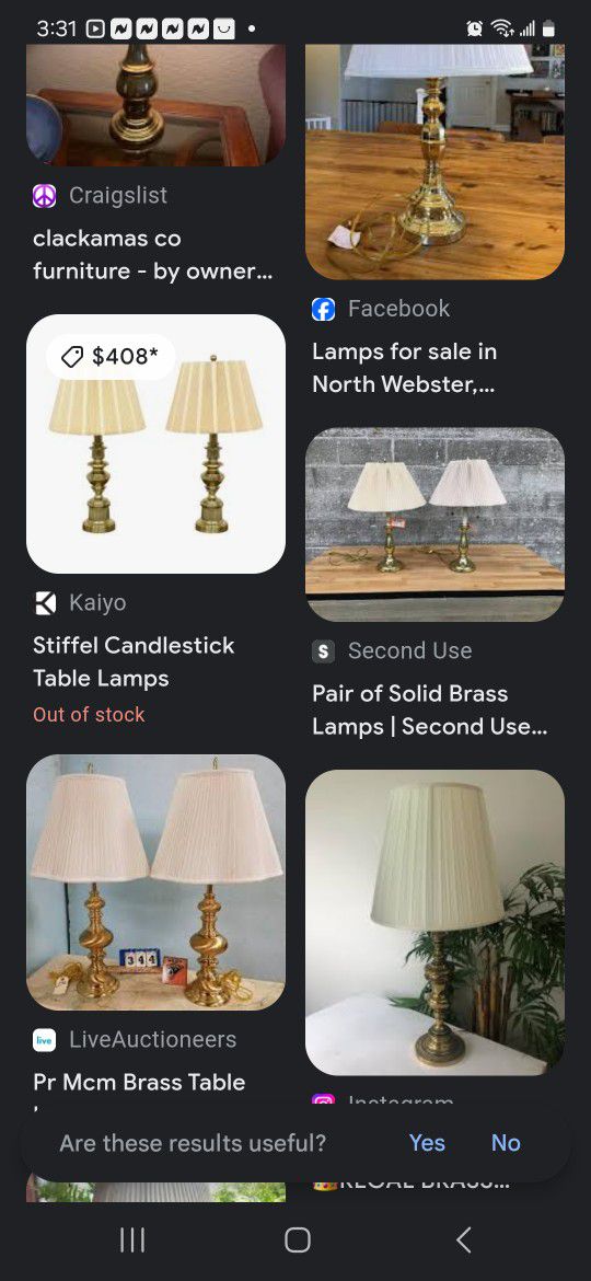 Nice vintage nightstand lamps. Her bucks are best offered.