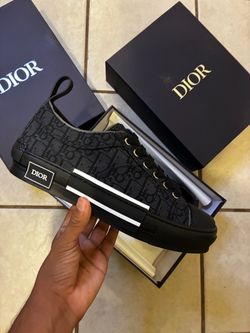 Dior b23