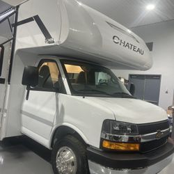 2026 Thor Motor Coach Chateau 22Z