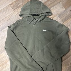 Green Nike Hoodie Size Meduim