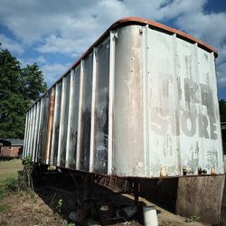28 Foot Semi Trailer 