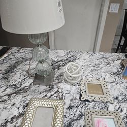 Home Decor Frames And Lamp