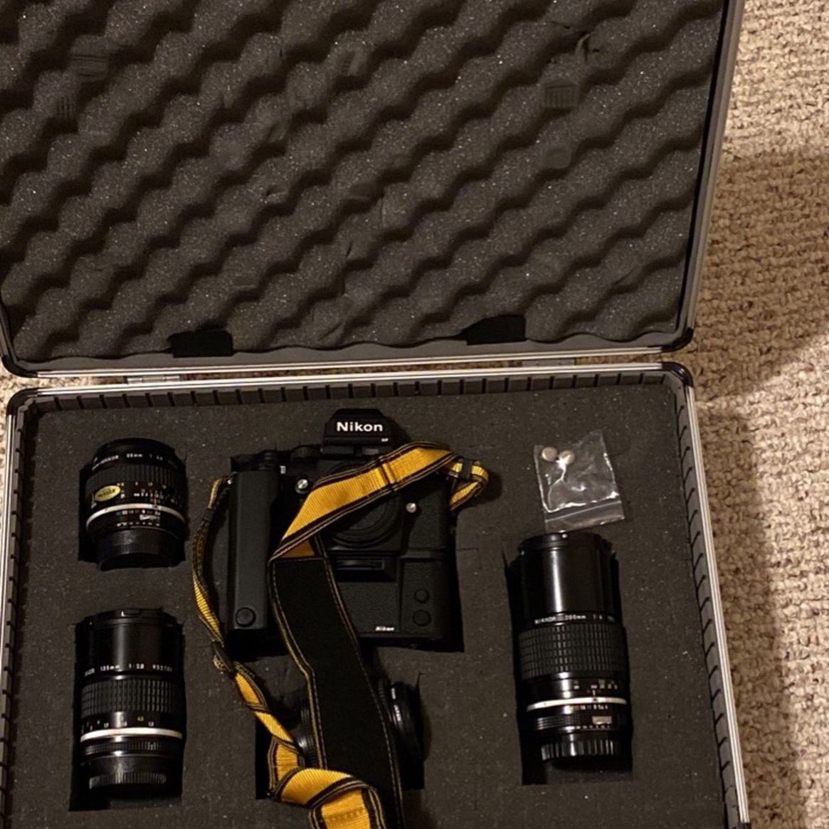 Nikon F3 Camera - Set With Case