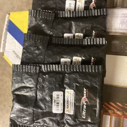 4 Brand New Fuel Injectors 