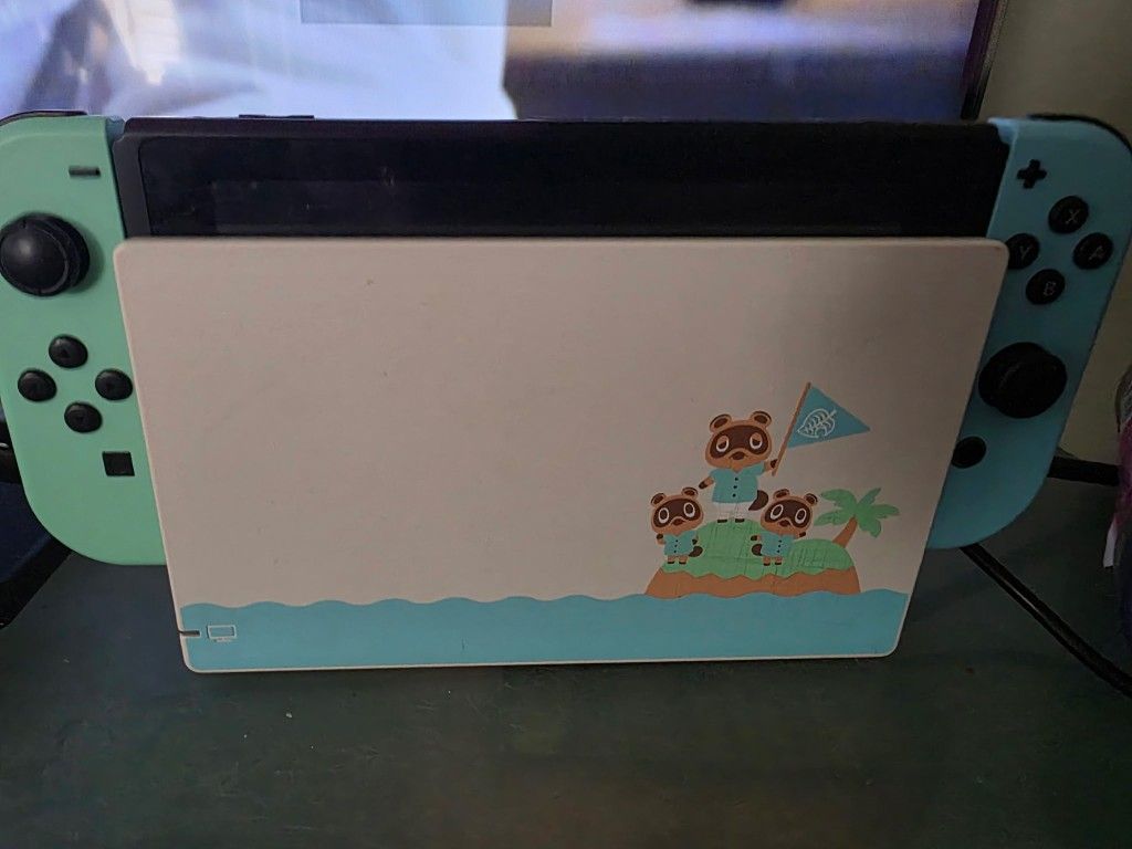 Animal Crossing: New Horizons, Nintendo Switch Console And Peripherals