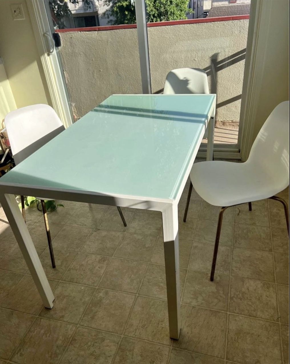 Glass Table With 3 Chairs