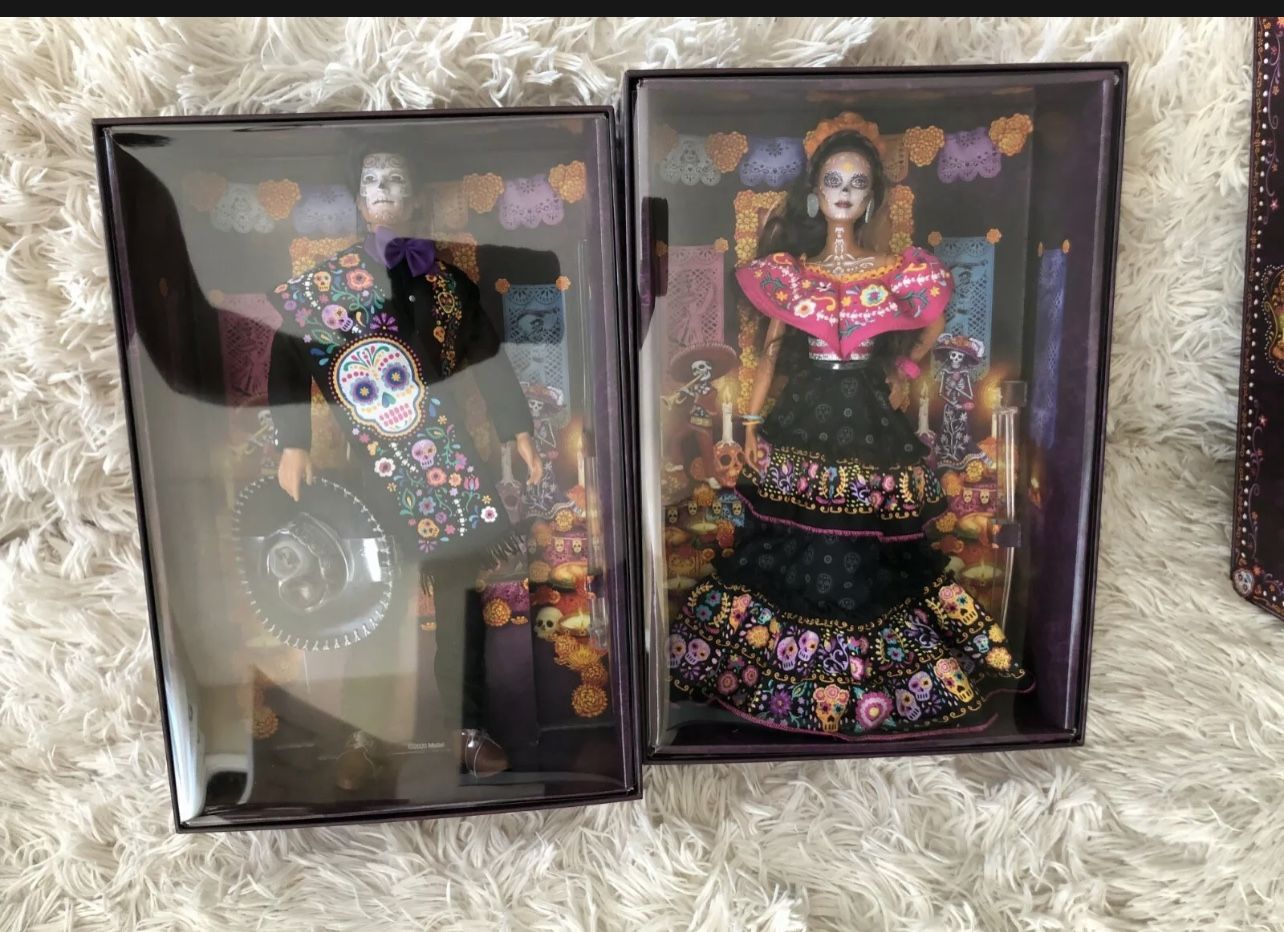 2021 Barbie & Ken Dia De Los Muertos Day of The Dead 2 Doll Set In Hand 