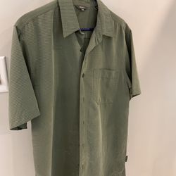 Men’s Shirt Medium