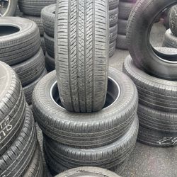 235/60R18 Bridgestone run flat 235/60/18 set of 4 matching used tires in great condition. 300$ for 4 tires plus tax.  Mount available but not included