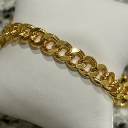 NEW 18ktgp chain link bracelet. 