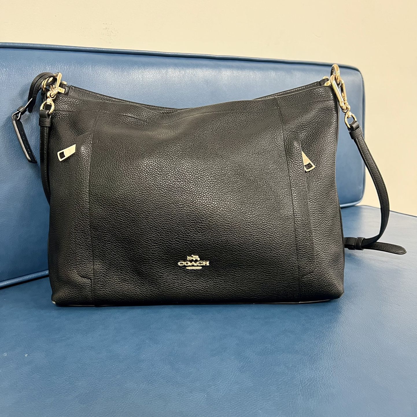 Black and Light Grey Coach Purse (price negotiable) for Sale in Tempe, AZ -  OfferUp