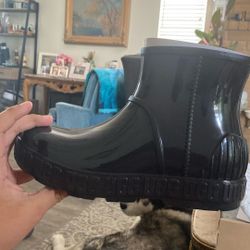 uggs rain boots