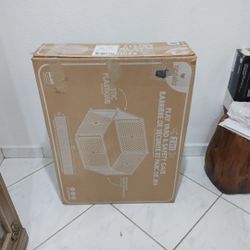 Baby Play Pin Or Yard