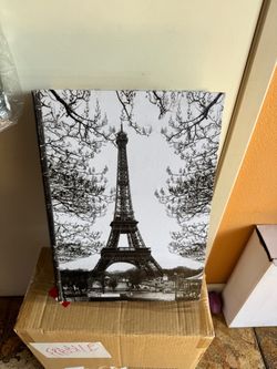 Black & White Eiffel Tower Canvas Large Art Storage. Store jewelry, perfumes or other accessories.