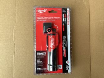 Milwaukee 500 Lumens LED Pivoting REDLITHIUM USB Flashlight.  Brand NEW.