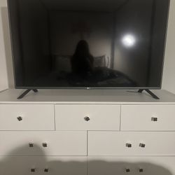 50” LG TV