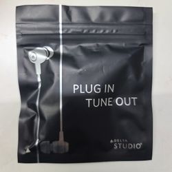 Delta Earbuds