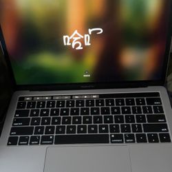 MacBook Pro 13-inch, 2019, Two thunderbolts 3 Ports 
