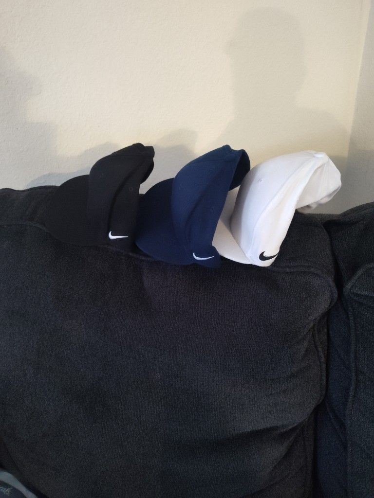 Brand New Nike Hat . Never Used