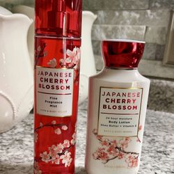 Brand New Bath & Body Works $17 for Both 