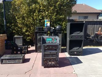 DJ system sistema de sonido, speakers, amplifier, mixers