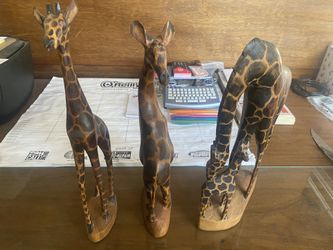 Giraffe Sculptures