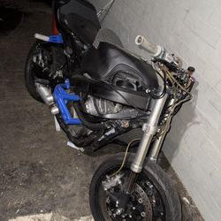 2002 Honda F4i Stunt Bike 