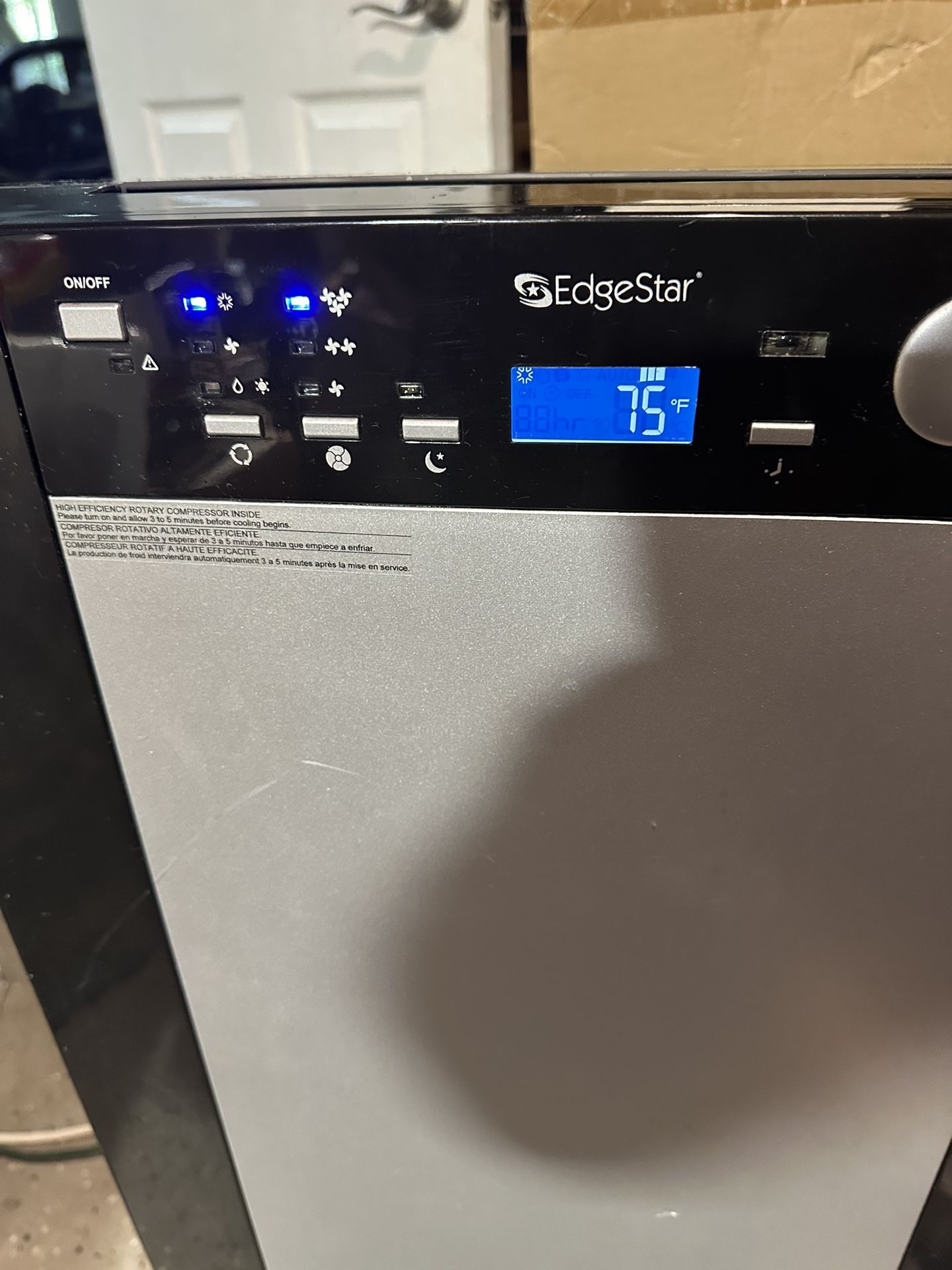 EdgeStart Portable Air Conditioner/ Heater 14,000 BTU Model AP14001HS