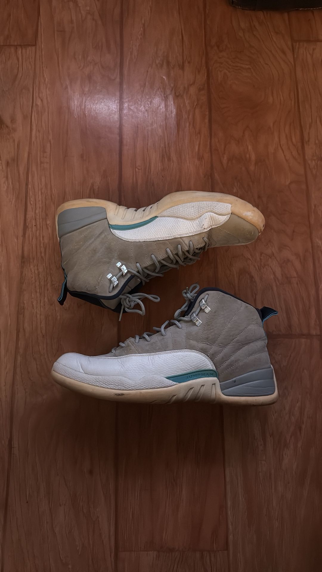 Jordan 12 Grey University Size 11