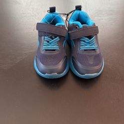 NWT Toddler Reebok Light Up!