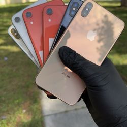 iPhone 8 / 8 Plus / X / XR / XS Max & Unlocked / International Available