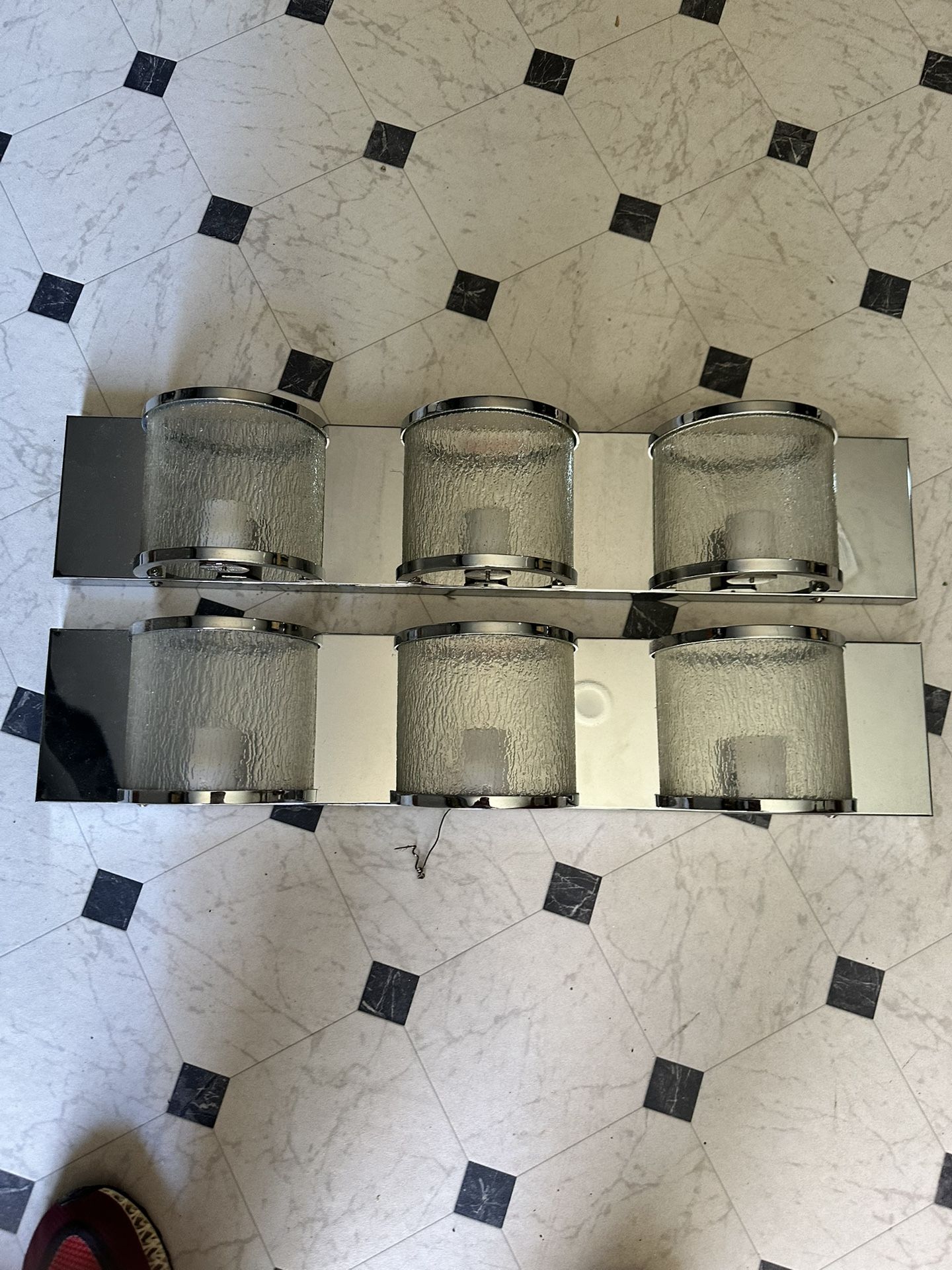 Bathroom Fixture Lights